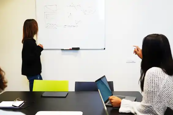 Sala Sant Fèlix personas